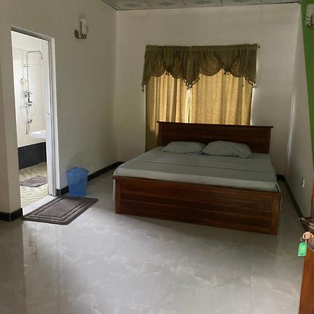 Island Breeze Inn Нилавели Екстериор снимка
